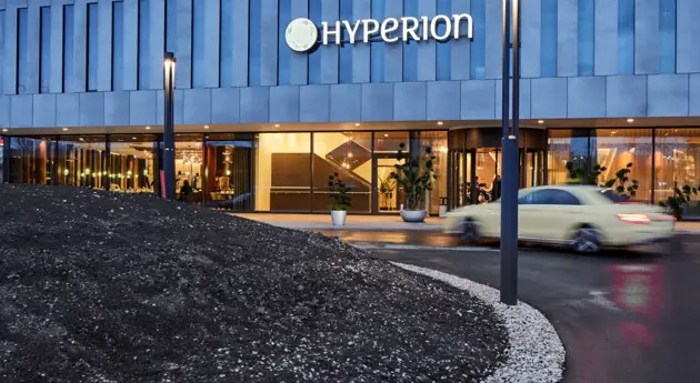 aussenansicht-abend-02-hyperion-hotel-muenchen-630x345